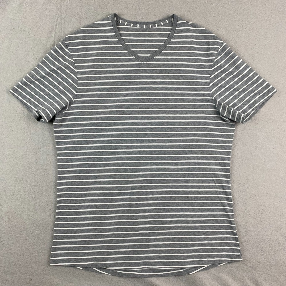 Lululemon mens V-Neck Striped T-Shirt Large Gray short sleeve jersey
